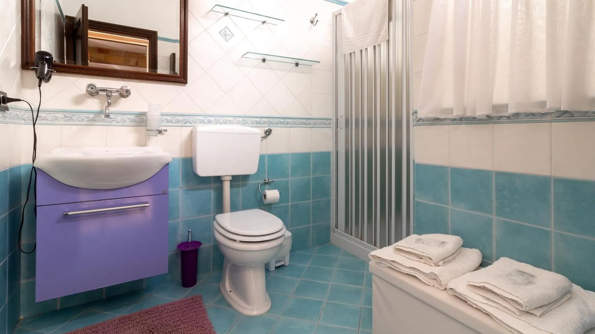 Pensión Hotel Tri Re E 'Na Regina Cinisi
