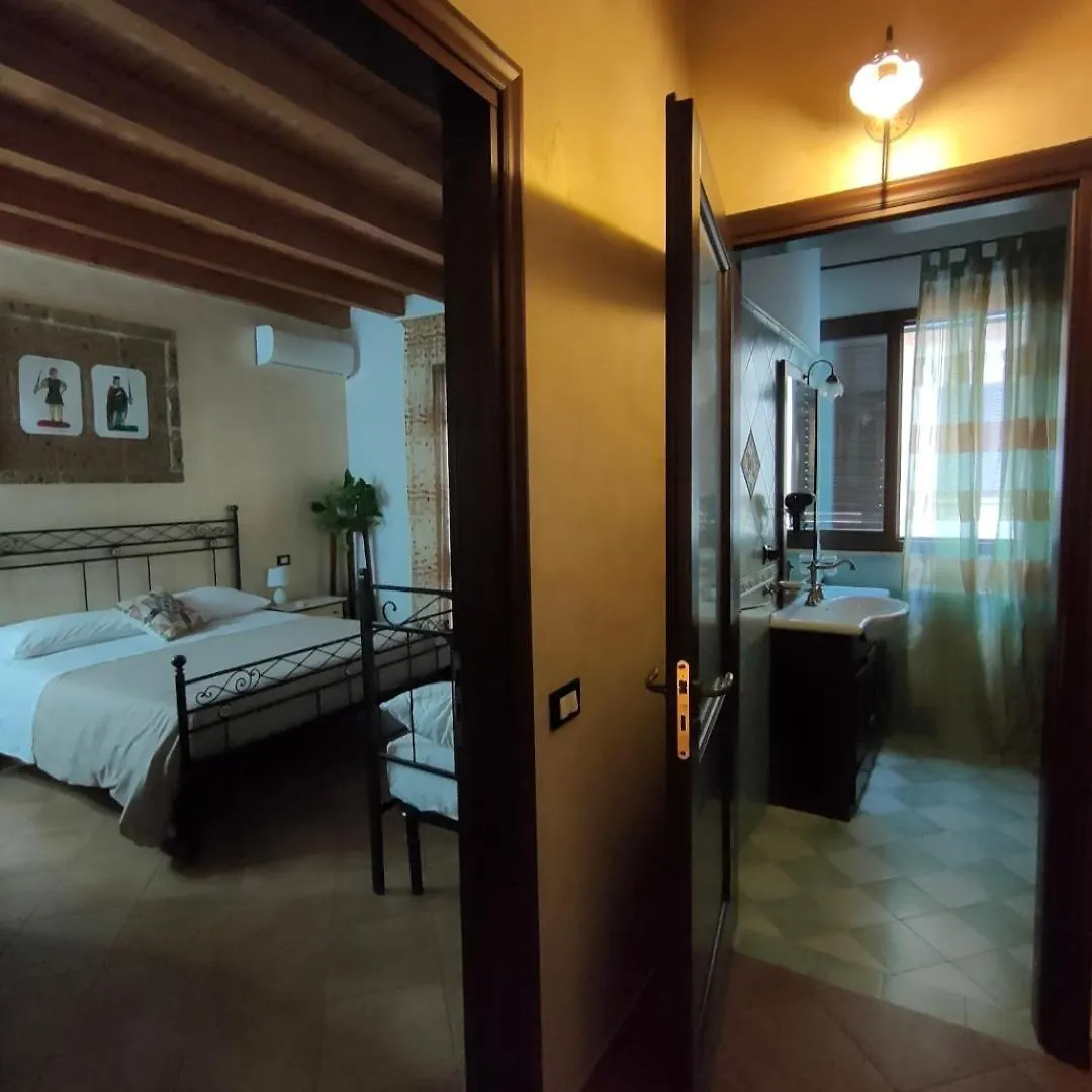 Hotel Tri Re E 'Na Regina Cinisi 0*,  Italia